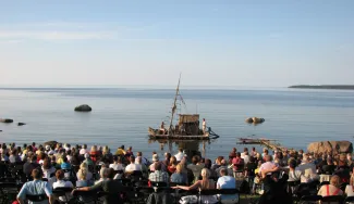 Käsmu Meremuuseum - 2009. juulis Toomas Hussari vabaõhunäitemäng "Kon-Tiki" Käsmu Meremuuseumi rannasA
