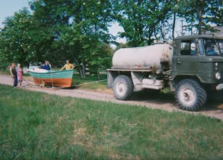 Käsmu Meremuuseum - Sandstrom paadivedu lautri juurde 1996