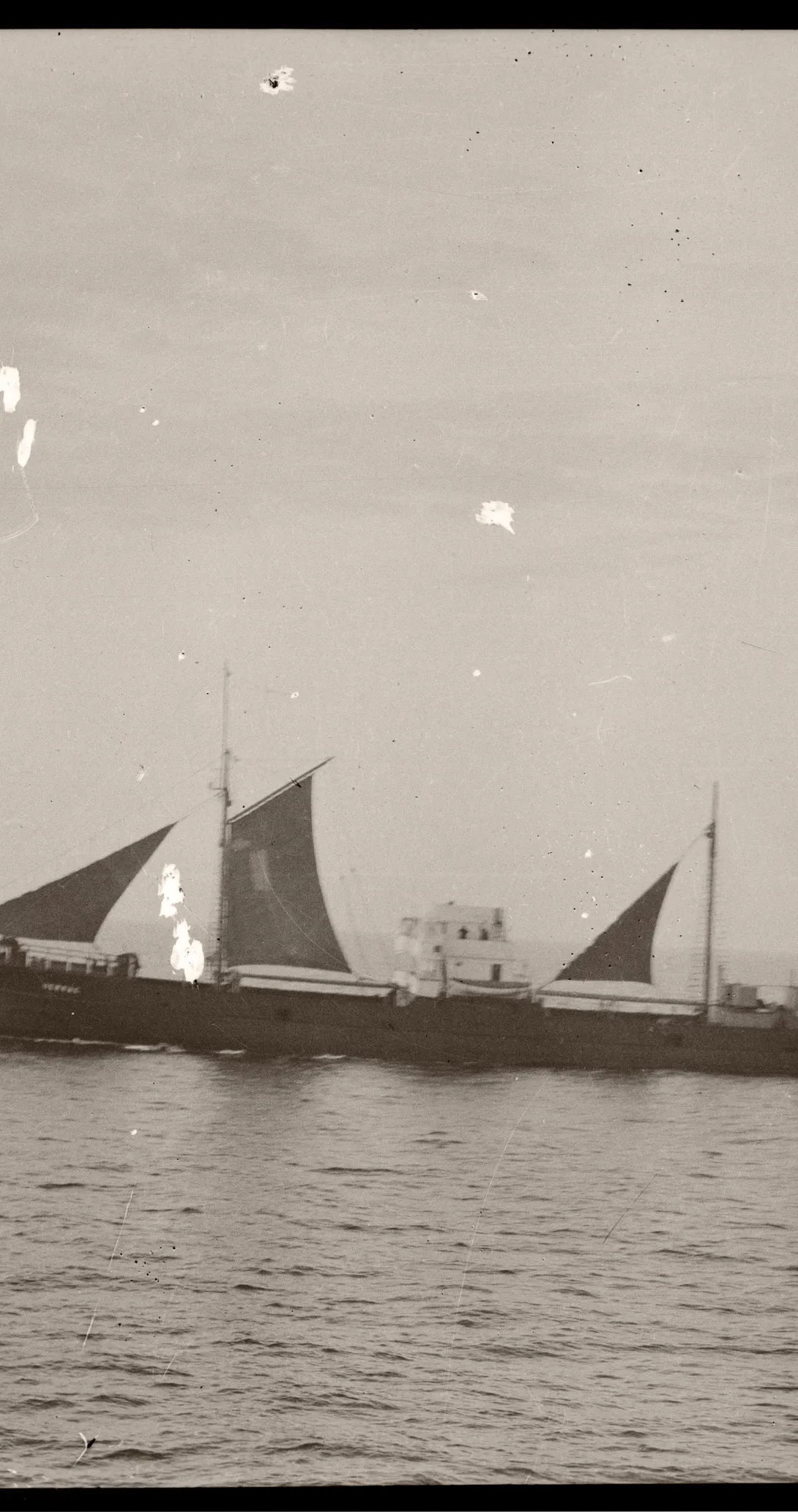 Nemrac, vasak poord, täispurjeis