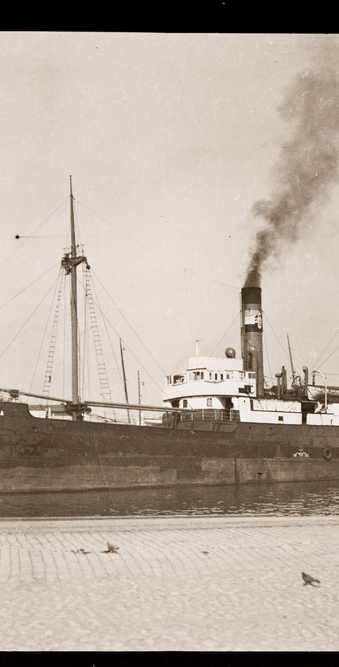 A/L Linda Tallinna sadamas taamal paremal Suur Tõll