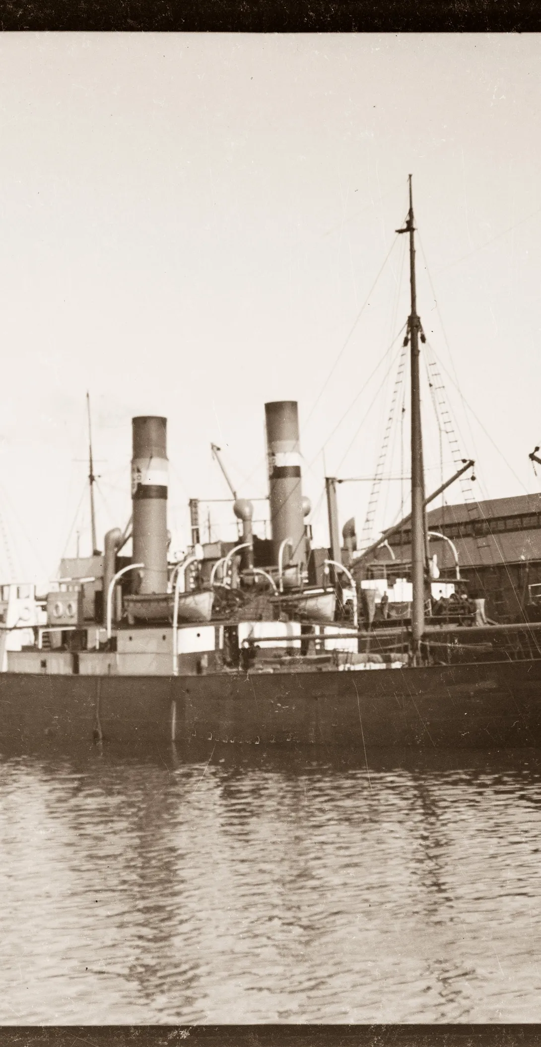 A/L Linda kõrvuti A/L Maia-ga Tallinnas sadama kai kõrval