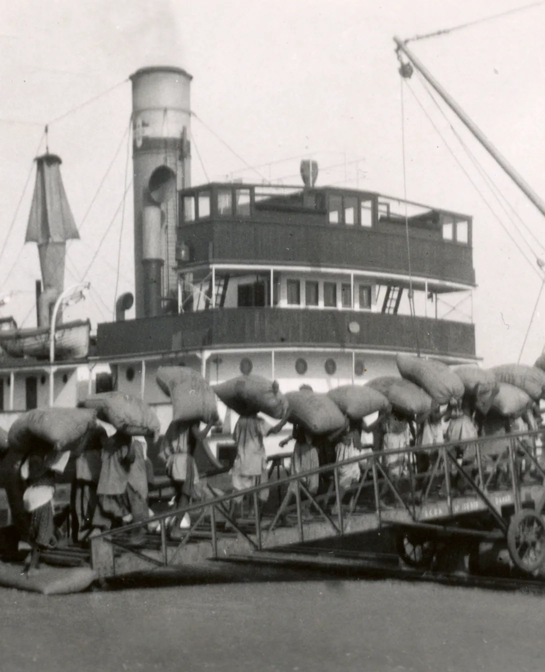 A/L Minna laadimine Belgia Kongos