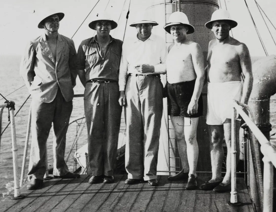 A/L Elna Panama kanal 1937 vasakult III tüürimees Konga, I tüütimees Reismann, kapten Lepviikmann, I mehhaanik Kaddak, reisija Lõvi