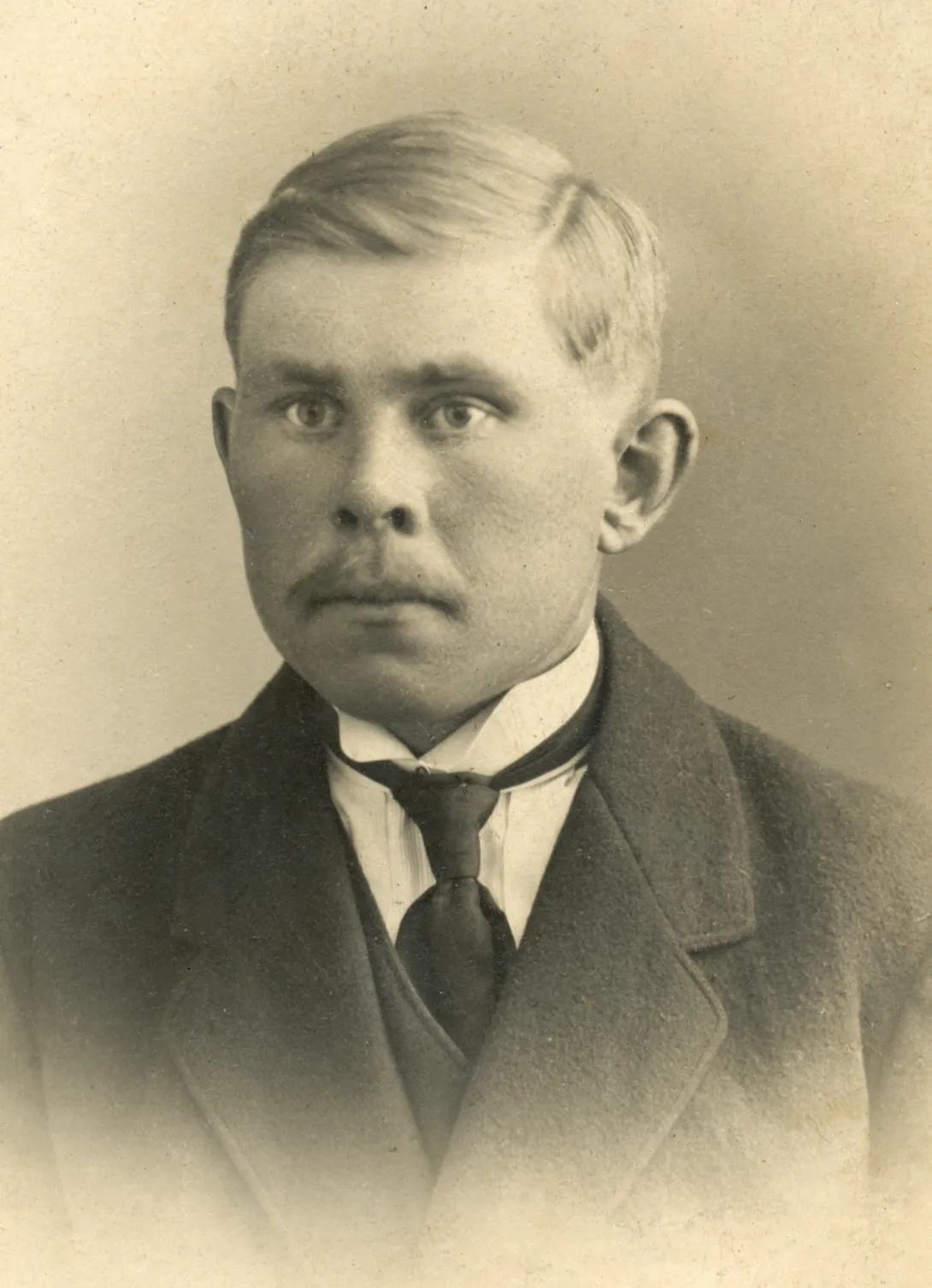 Julius Altenbrun 1884-1953 kaugsõidutüürimees, purjelaevakapten