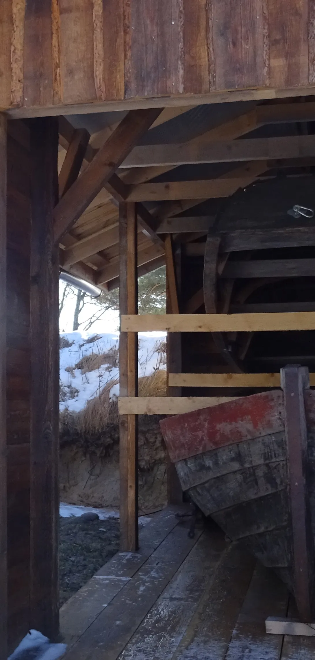 Käsmu Meremuuseum - Ajaloolised paadid õuealal