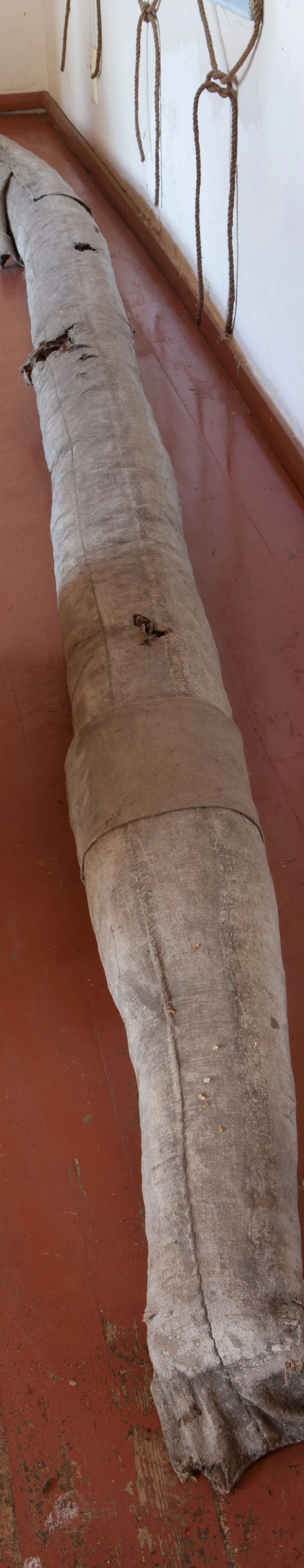 Käsmu Meremuuseum - Päästepaadi korkvöö enne restaureerimist KMM/MER_114