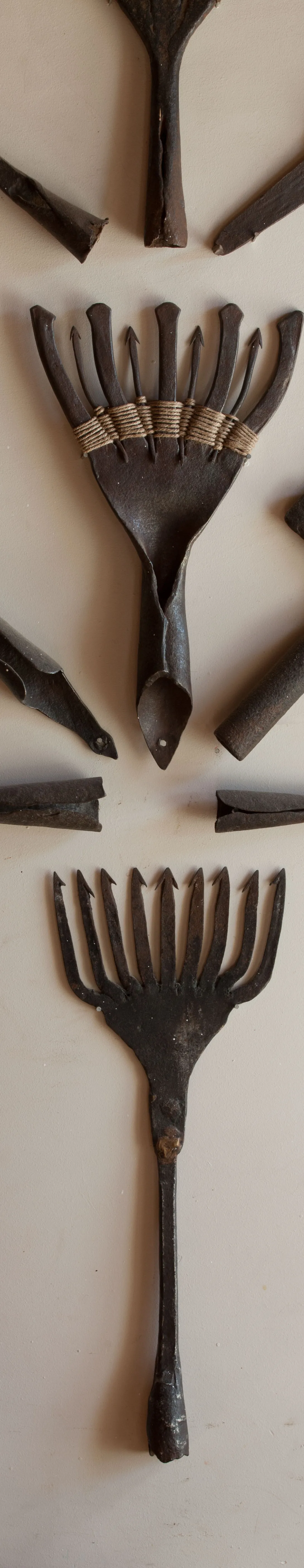 Käsmu Meremuuseum - Ahingud (keskel punutud nööriga)KKM/TR_219